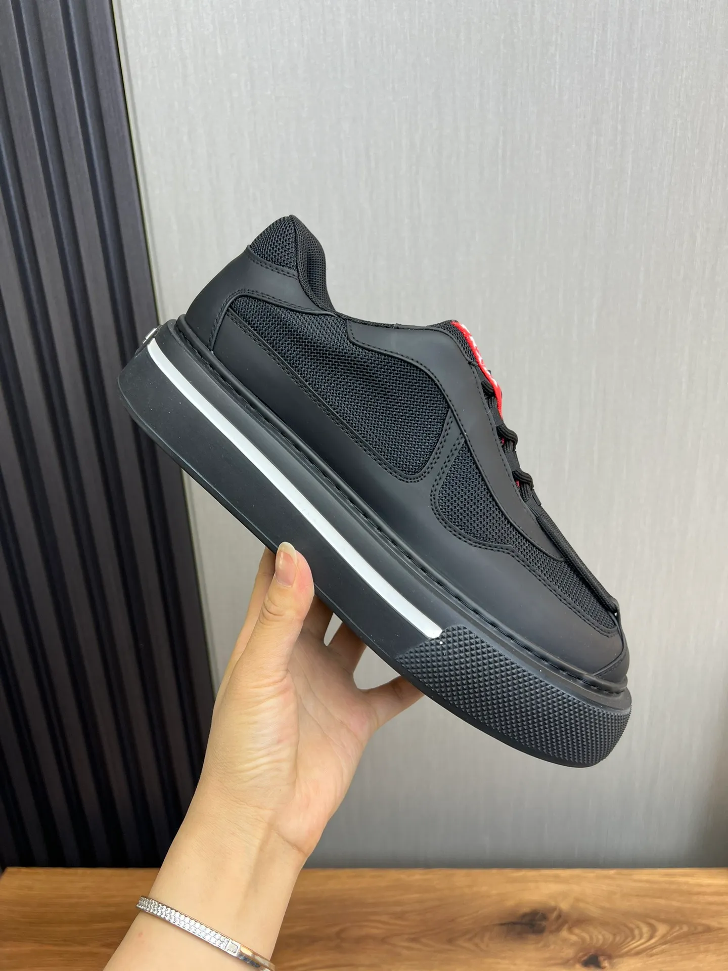 Men's shoes 💰580💰 [PRADA] Men's shoes are popular in the counter, official website is synchronized, 1 high-quality shipment ✔️Original fly-woven cowhide + cowhide lining, 1🆚1 replica, original sole, 38-45 (45 customized, non-refundable)